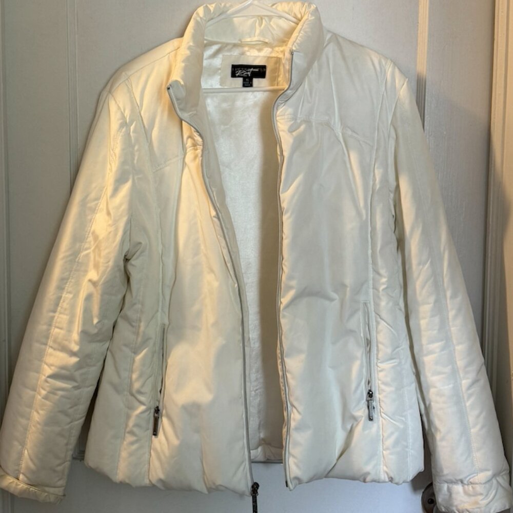 Black Rivet White Women's Puffer Jacket